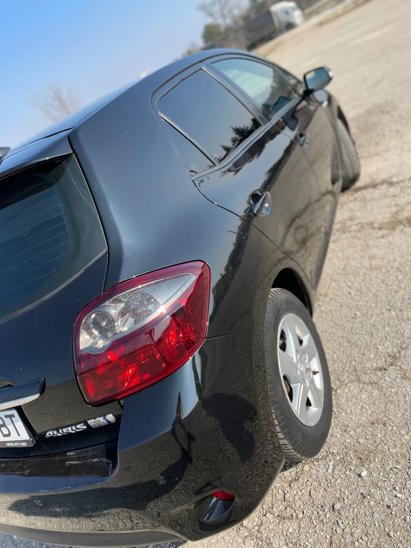 Toyota Auris 1.8 I хибрид , снимка 3 - Автомобили и джипове - 47861269