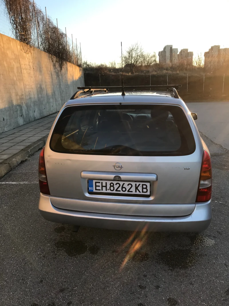 Opel Astra 1, 7 TD, снимка 5 - Автомобили и джипове - 48411064