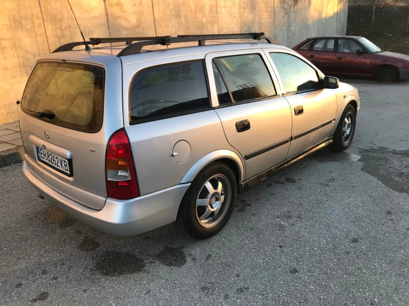 Opel Astra 1, 7 TD, снимка 6 - Автомобили и джипове - 48411064