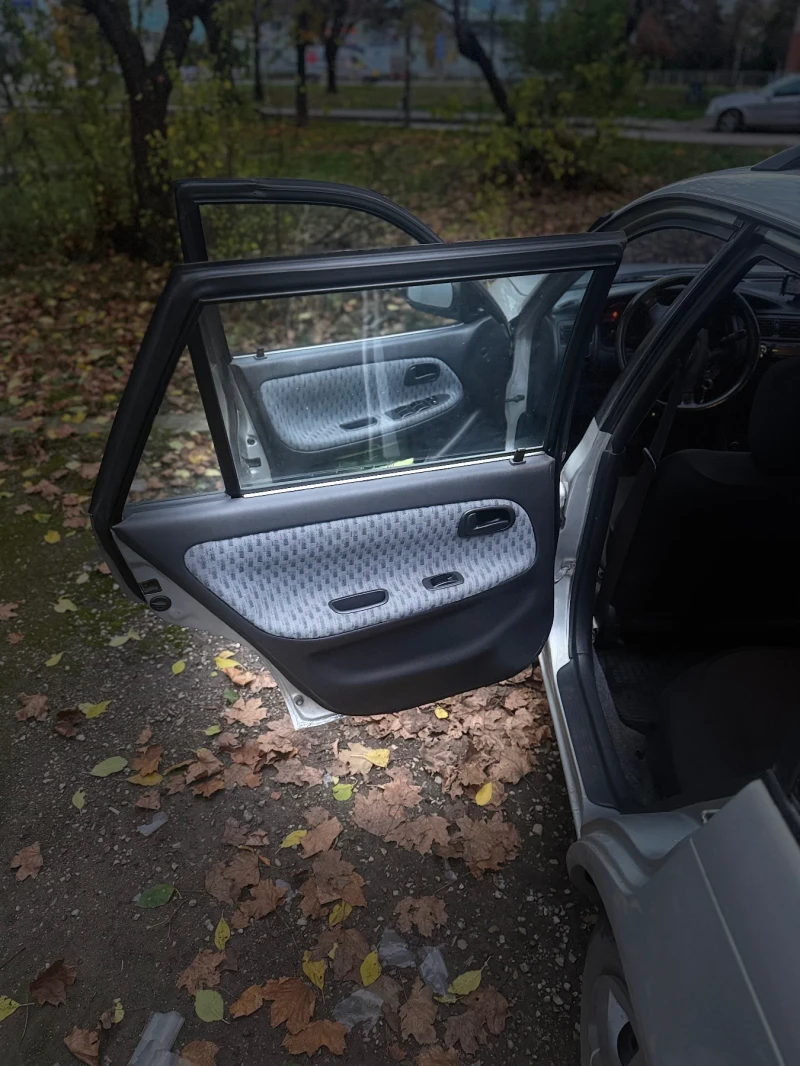 Toyota Corolla, снимка 9 - Автомобили и джипове - 52808245