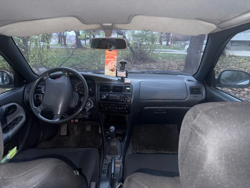 Toyota Corolla, снимка 6 - Автомобили и джипове - 52808245