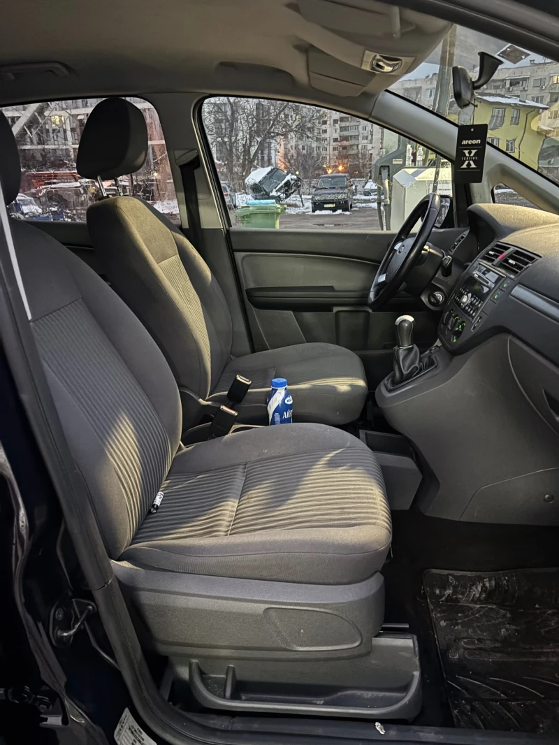 Ford C-max 1.6 16V ГАЗ Обслужен, снимка 12 - Автомобили и джипове - 49467979