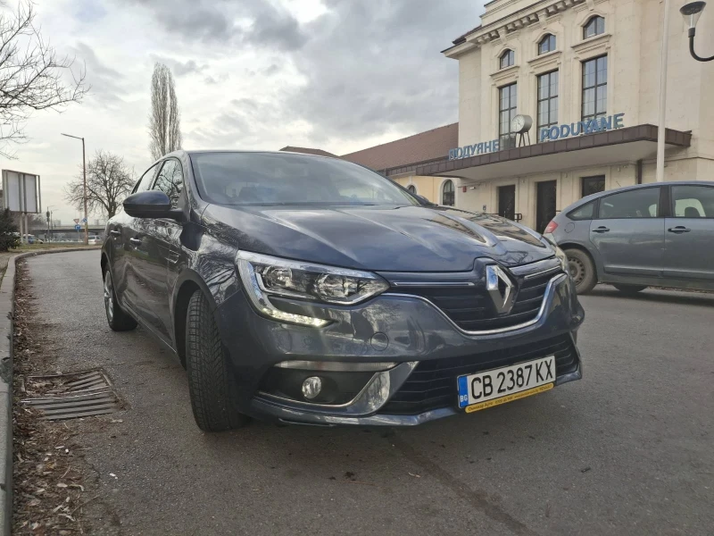 Renault Megane 1.5 dci, снимка 2 - Автомобили и джипове - 51126534