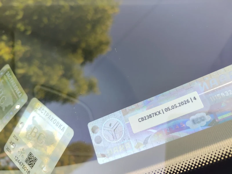 Renault Megane 1.5 dci, снимка 8 - Автомобили и джипове - 51126534