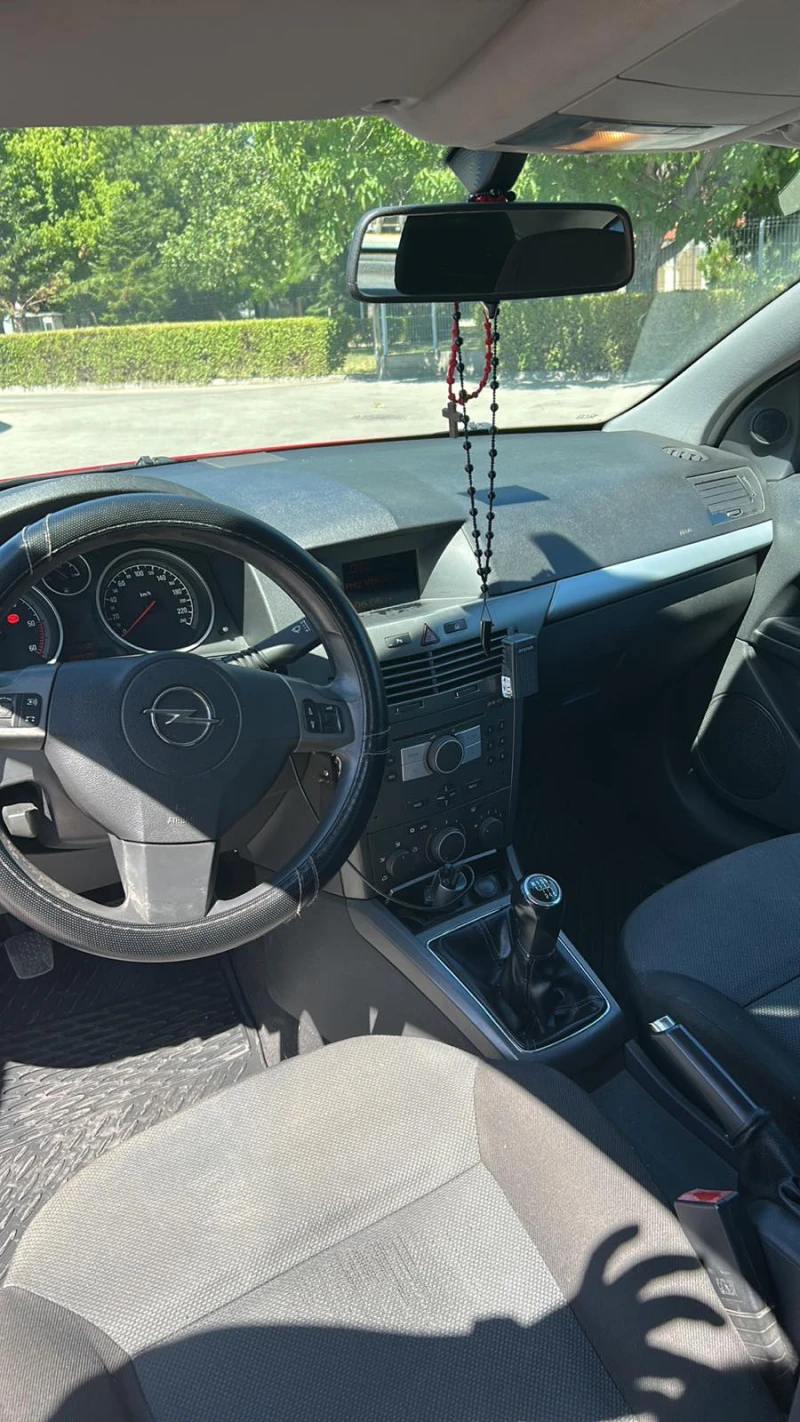 Opel Astra, снимка 8 - Автомобили и джипове - 52360362