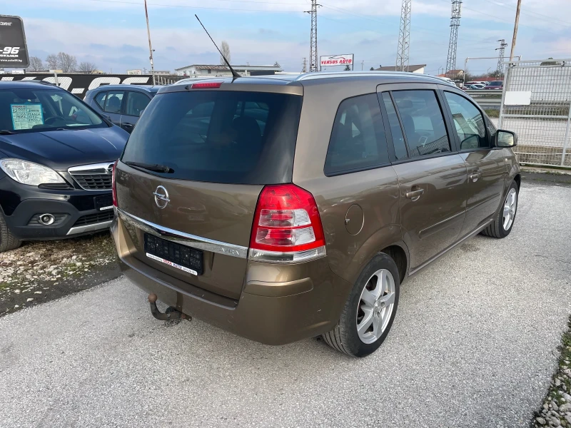 Opel Zafira 1.8i Top, снимка 4 - Автомобили и джипове - 52733775