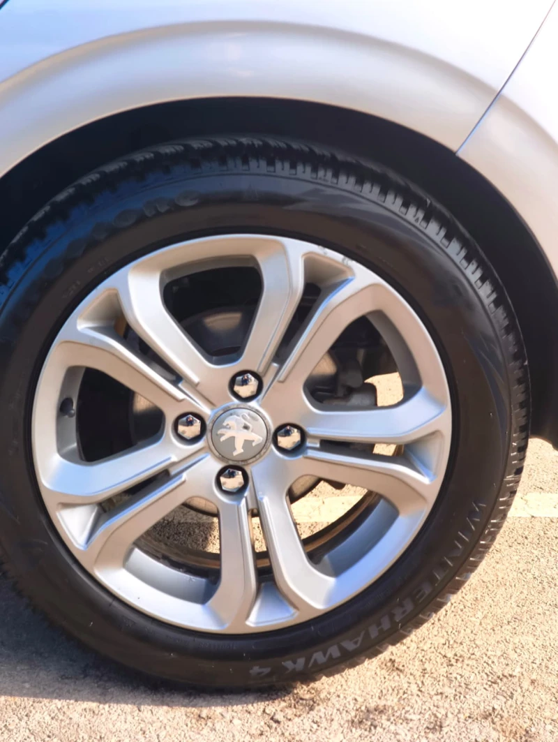 Peugeot 208, снимка 17 - Автомобили и джипове - 53209412