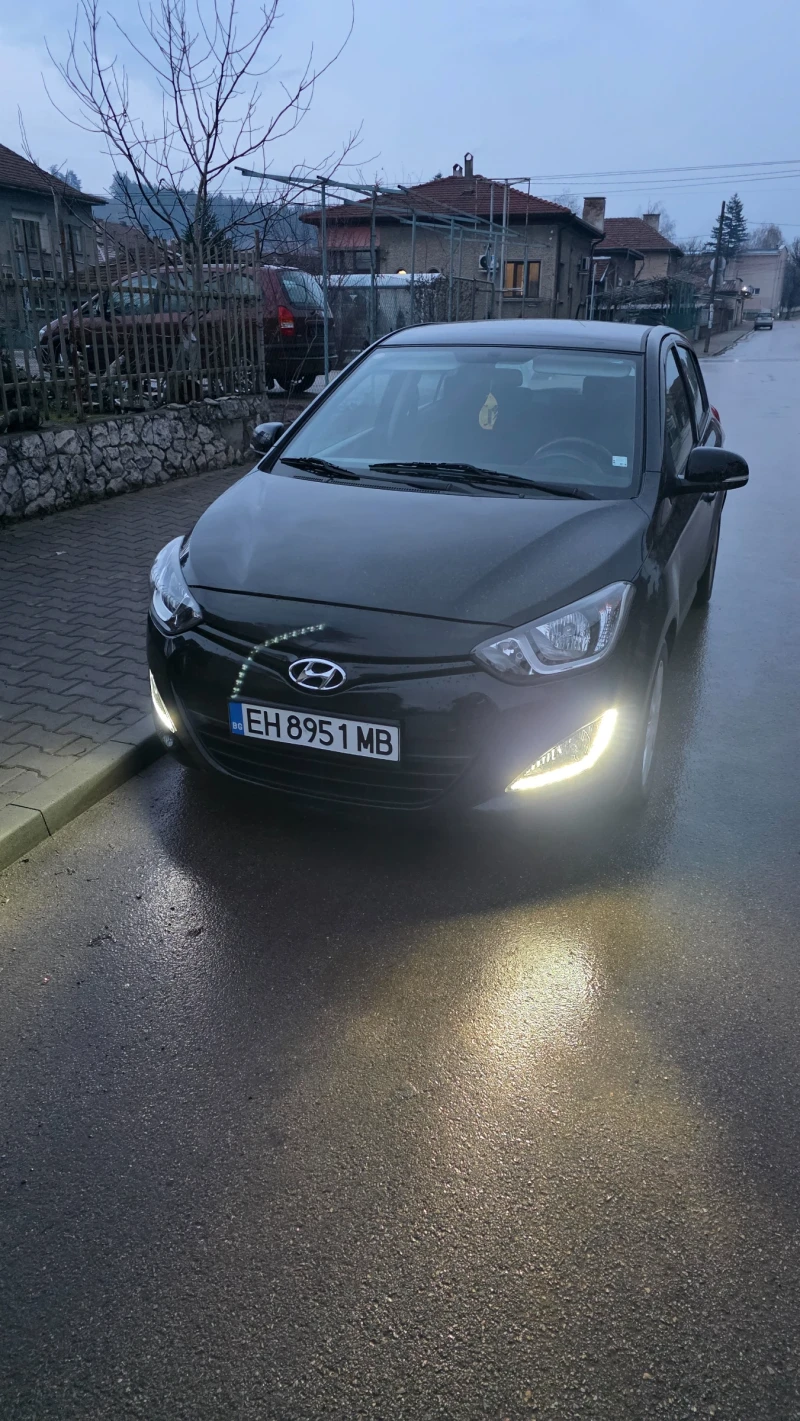 Hyundai I20, снимка 14 - Автомобили и джипове - 53527441