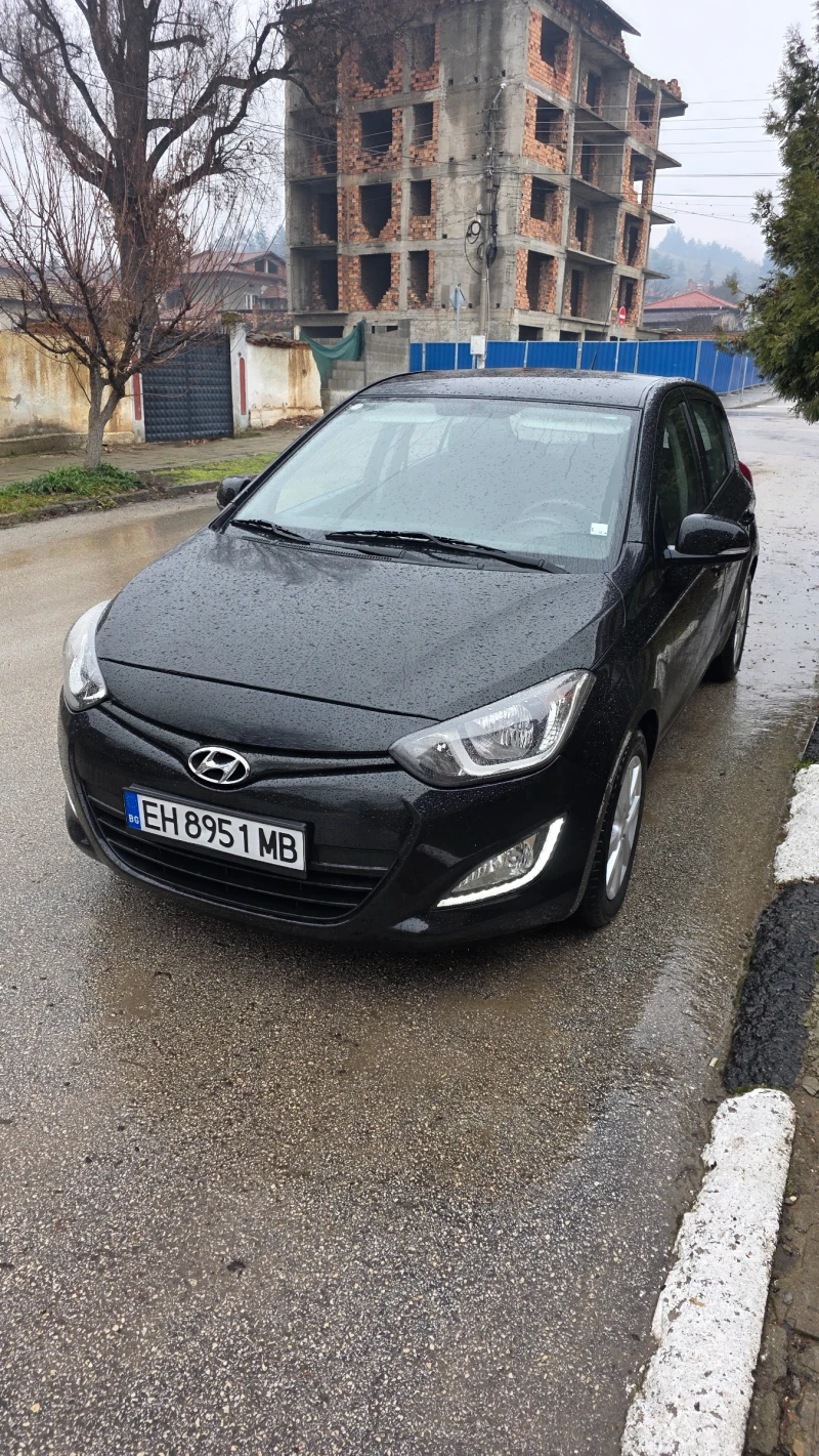 Hyundai I20, снимка 2 - Автомобили и джипове - 53527441