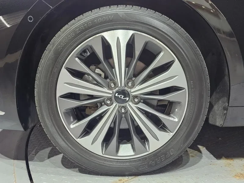 Kia K8 Hybrid Noblesse, снимка 5 - Автомобили и джипове - 56117971