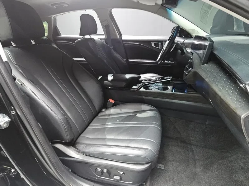 Kia K8 Hybrid Noblesse, снимка 11 - Автомобили и джипове - 56117971