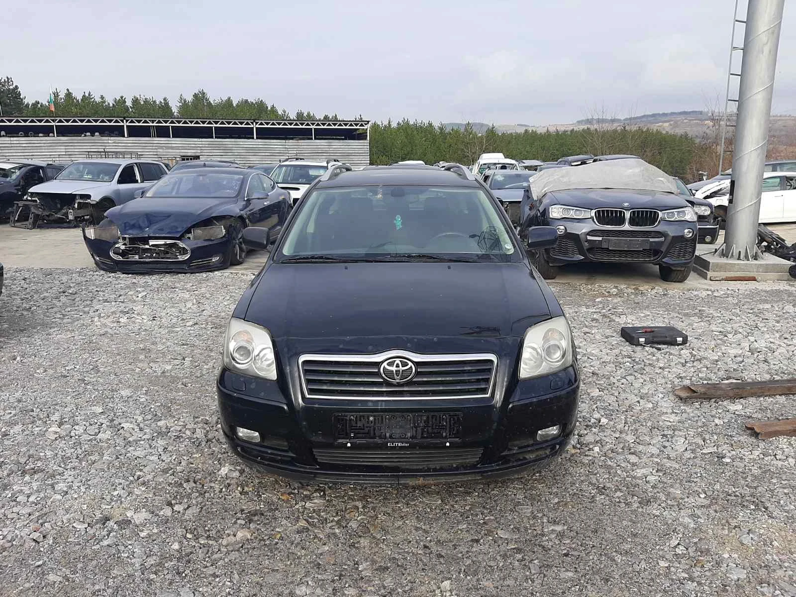 Toyota Avensis 1.8i, снимка 1