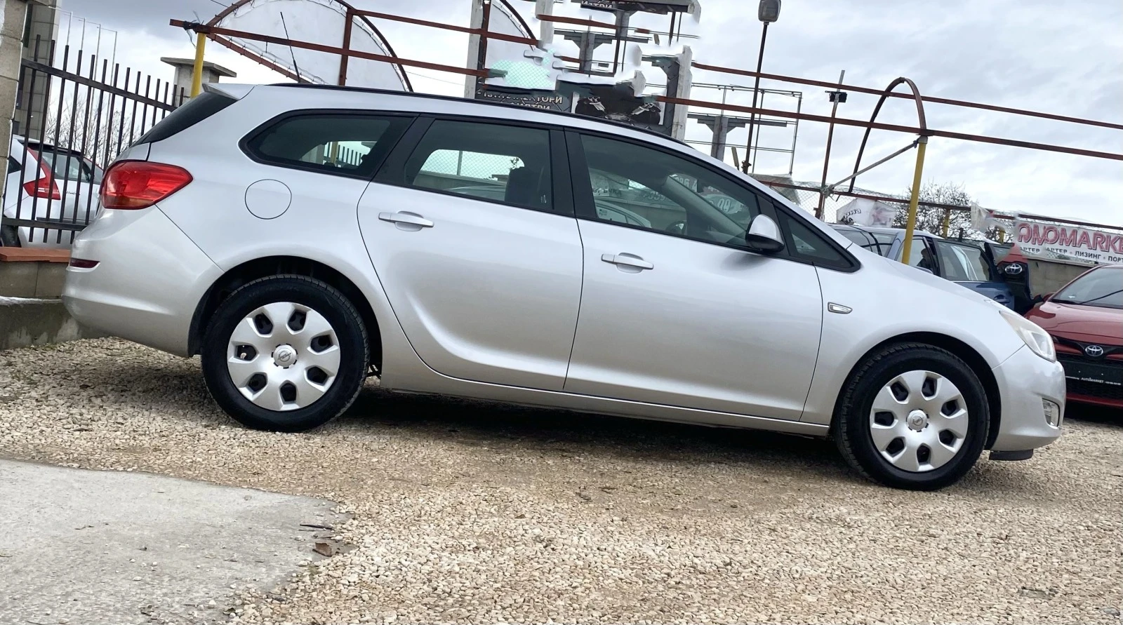 Opel Astra 1.7CDTI 110HP - изображение 4