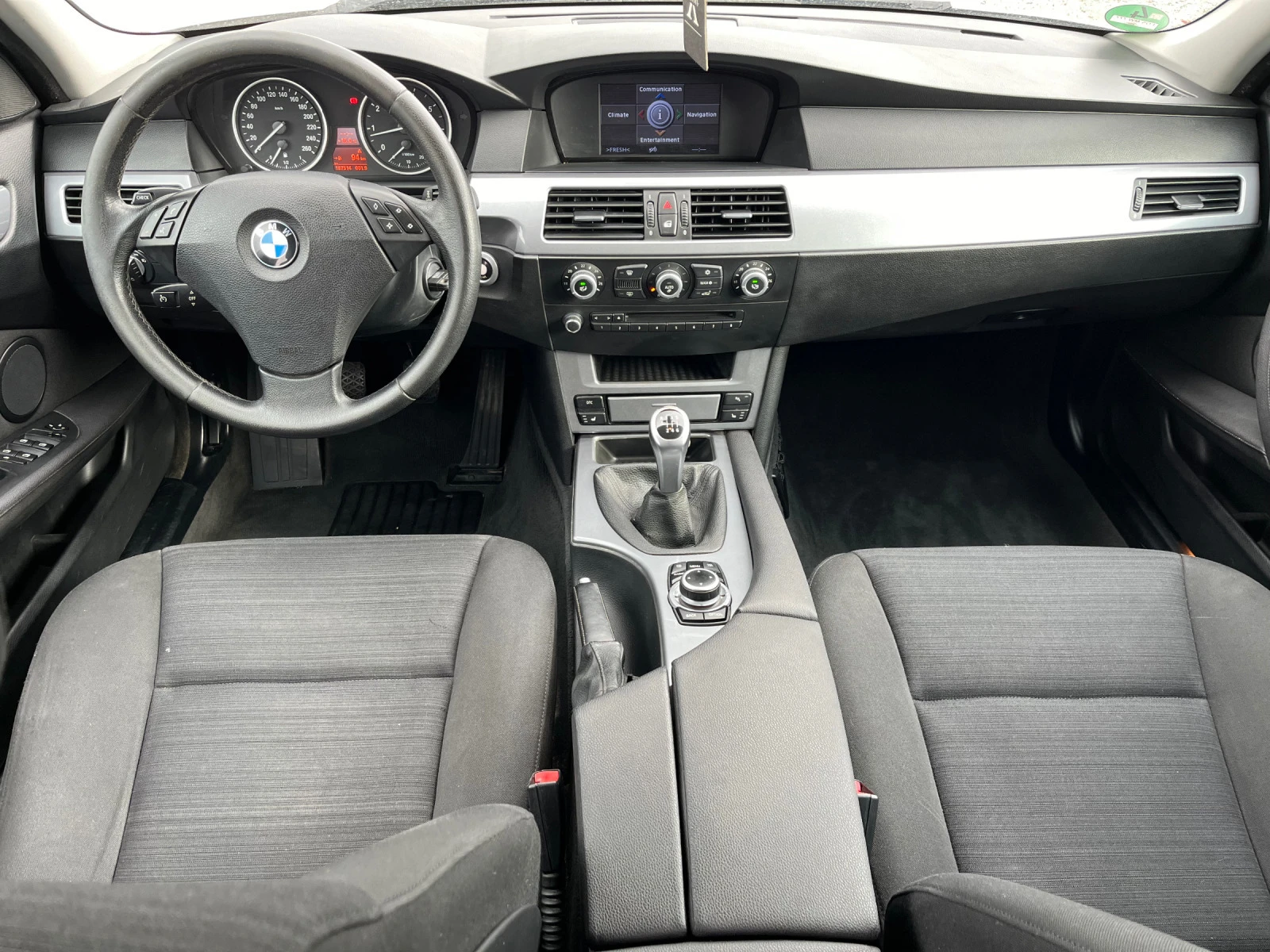 BMW 523 2.5 190k.c фейс, ръчка, 2009г - изображение 8