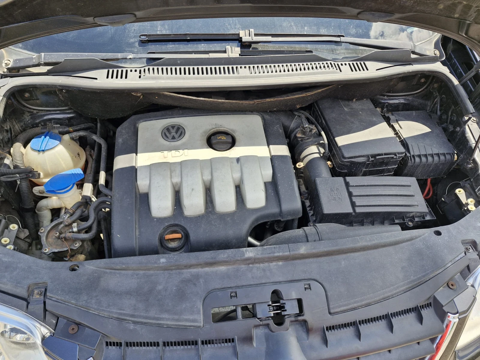 VW Touran  - изображение 9