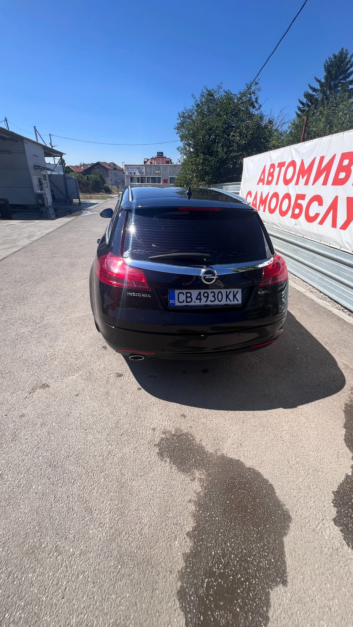 Opel Insignia комби - изображение 3