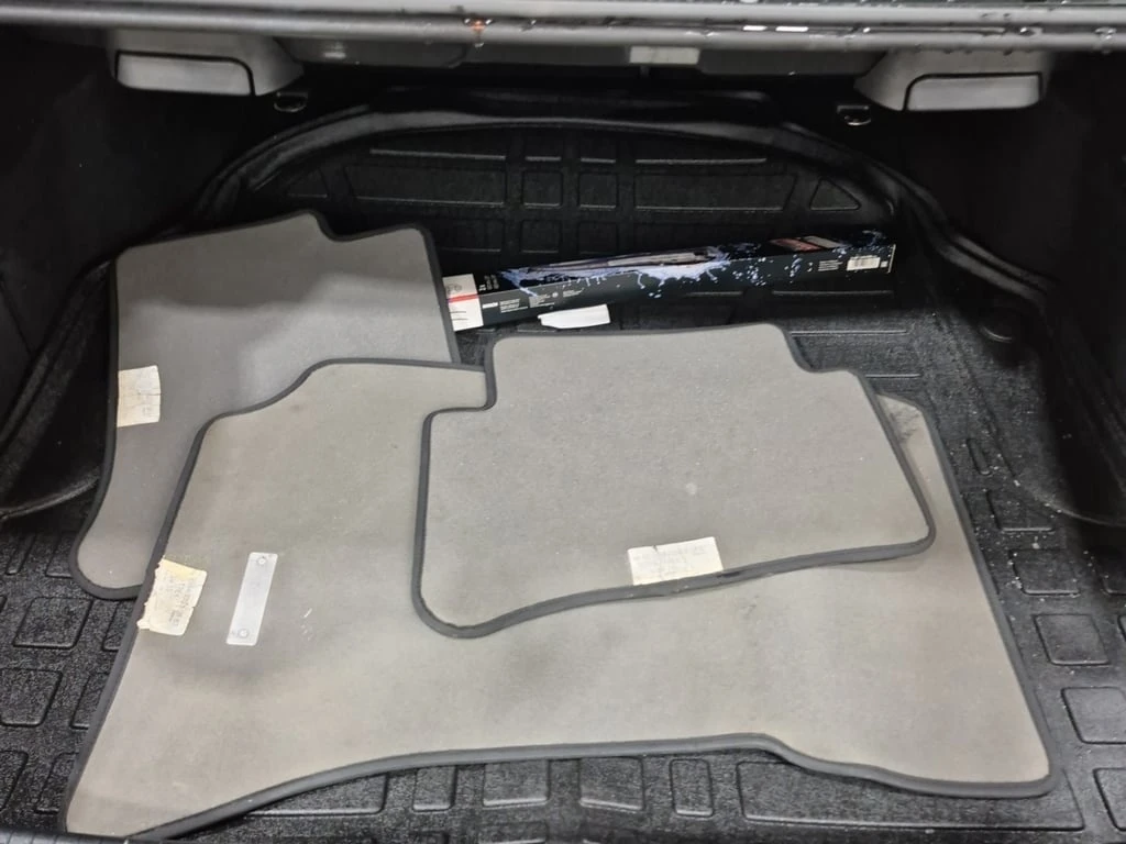 Mercedes-Benz E 350 * 300 * CARFAX *    | Mobile.bg   16