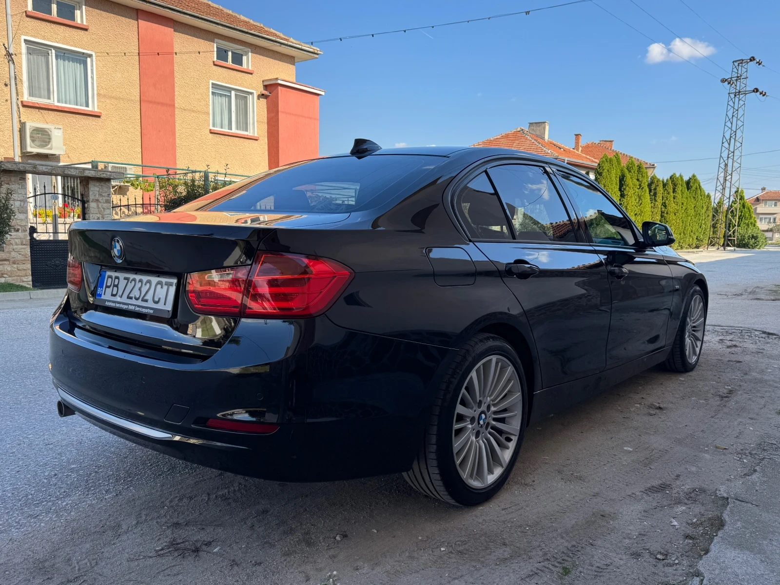 BMW 318 F30 - изображение 2