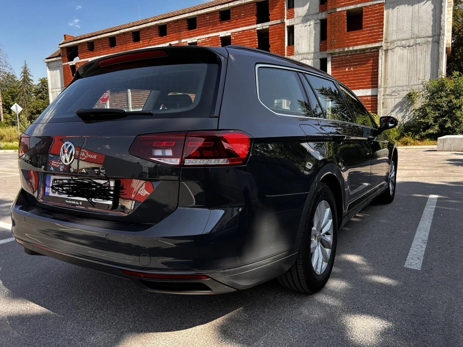 VW Passat, снимка 16 - Автомобили и джипове - 55566119
