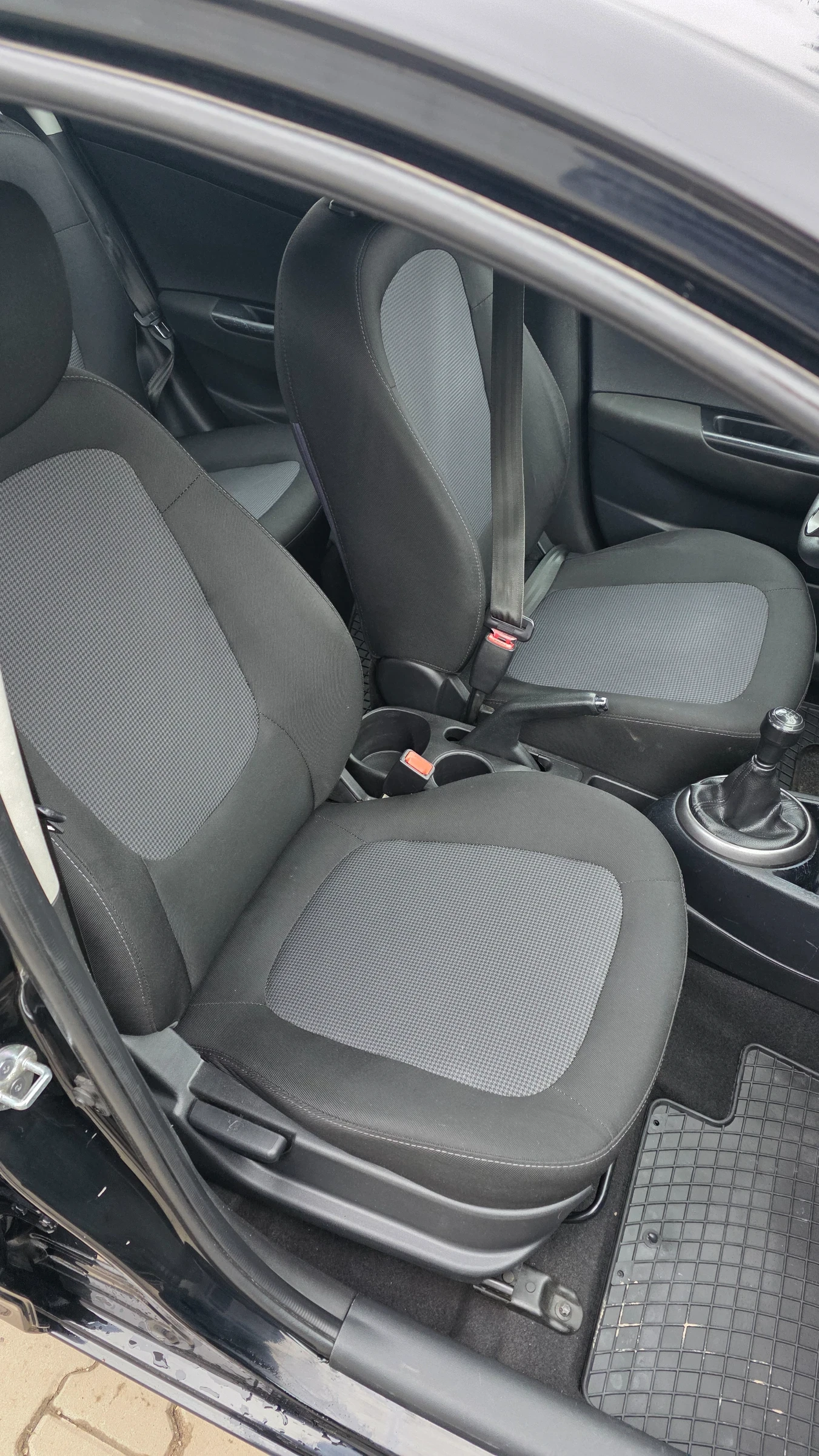 Hyundai I20  - изображение 7