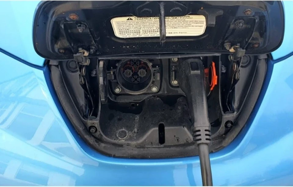 Nissan Leaf  | Mobile.bg � ����������� 10