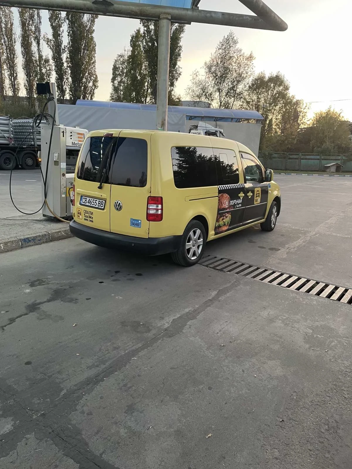VW Caddy 2.0 метан макси 6+ 1, снимка 7 - Автомобили и джипове - 54009017