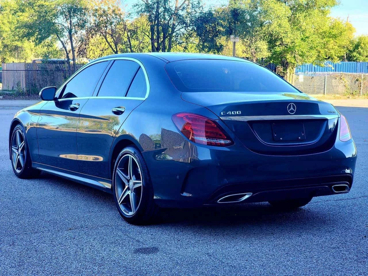 Mercedes-Benz C 400 KEYLESS * SUNROOF * ОТ ПРЕДСТАВИТЕЛСТВО, снимка 5 - Автомобили и джипове - 54427244