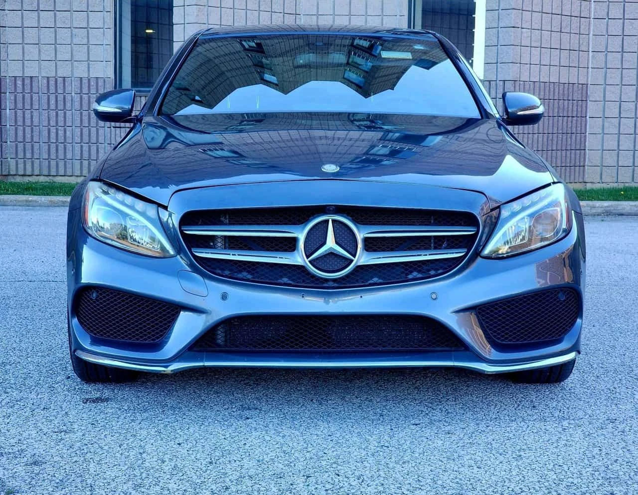 Mercedes-Benz C 400 KEYLESS * SUNROOF * ОТ ПРЕДСТАВИТЕЛСТВО, снимка 2 - Автомобили и джипове - 54427244