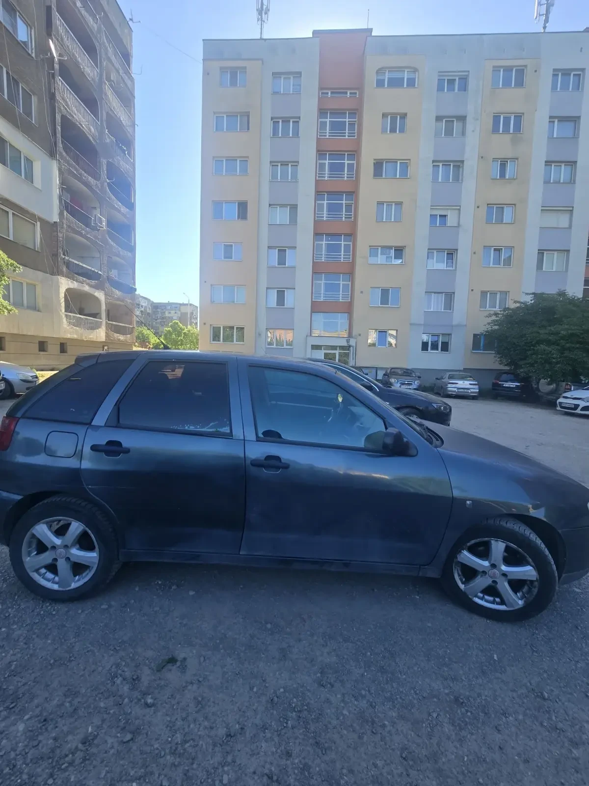 Seat Ibiza 1.9 sdi, снимка 4 - Автомобили и джипове - 54718016