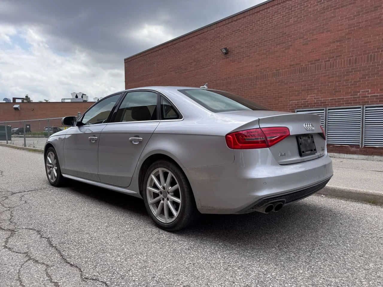 Audi A4 | Progressiv plus | ПОДГРЕВ | ШИБИДАХ  | CARFAX | , снимка 10 - Автомобили и джипове - 54877951