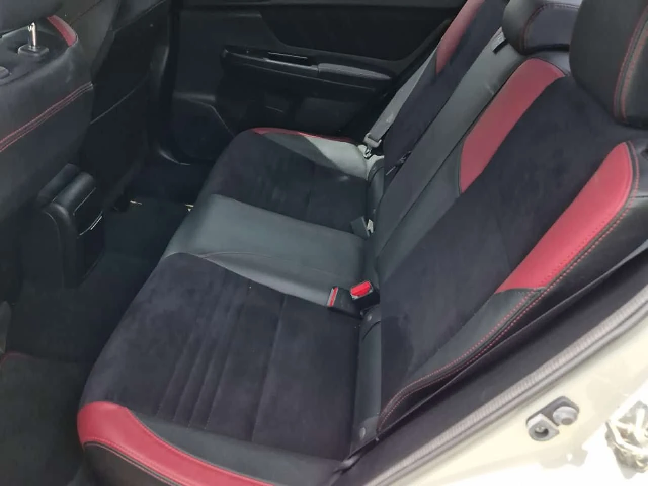Subaru WRX W/SPORT PKG/CARFAX/ФИНАНСИРАНЕ, снимка 10 - Автомобили и джипове - 55014845
