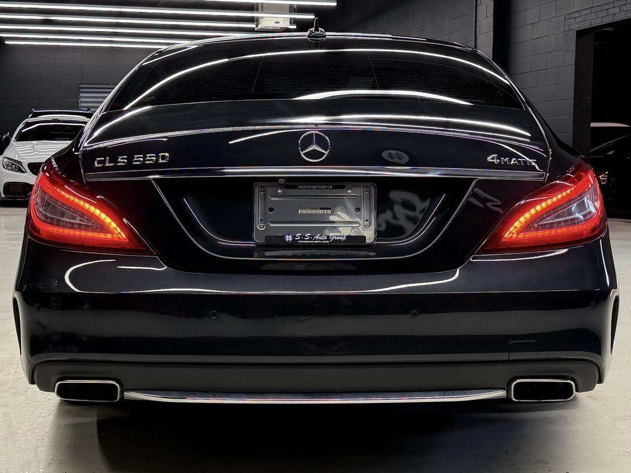 Mercedes-Benz CLS 4MATIC| AMG PKG| DISTRONIC+ | HK SOUND| NAV| 360CA, снимка 5 - Автомобили и джипове - 55336576