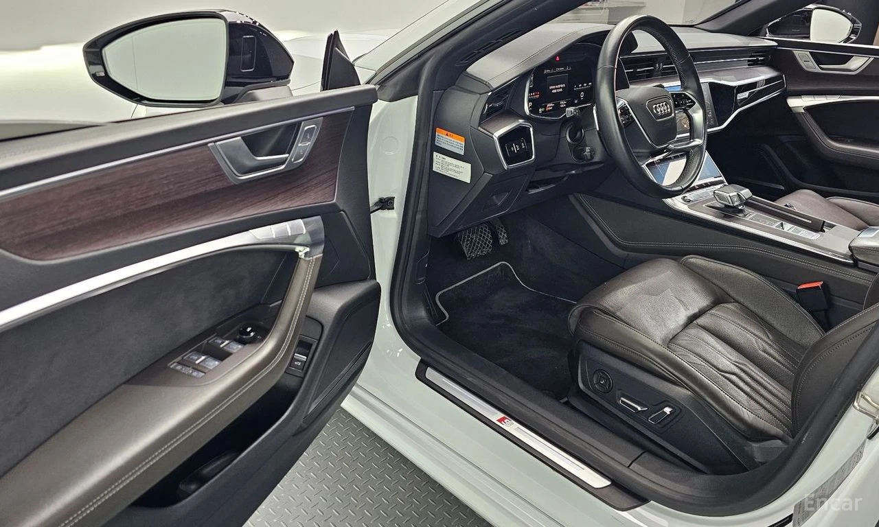 Audi A7 55TFSI* MATRIX* S* LINE* ОБДУХВАНЕ* ДИСТРОНИК* , снимка 5 - Автомобили и джипове - 55423953