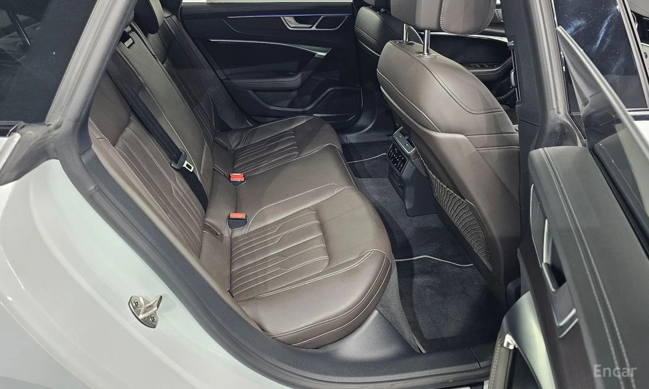 Audi A7 55TFSI* MATRIX* S* LINE* ОБДУХВАНЕ* ДИСТРОНИК* , снимка 14 - Автомобили и джипове - 55423953