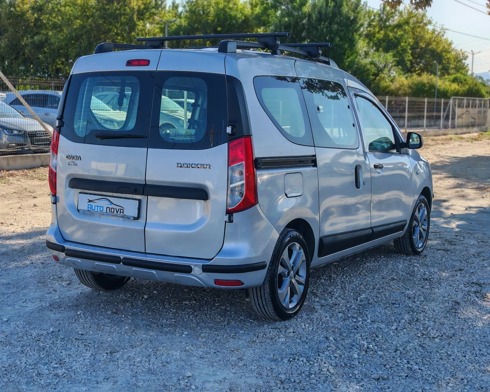 Dacia Dokker 1.5 ДИЗЕЛ 90 К.С. 5 МЕСТEН! УНИКАЛНО СЪСТОЯНИЕ!, снимка 5 - Автомобили и джипове - 55697693