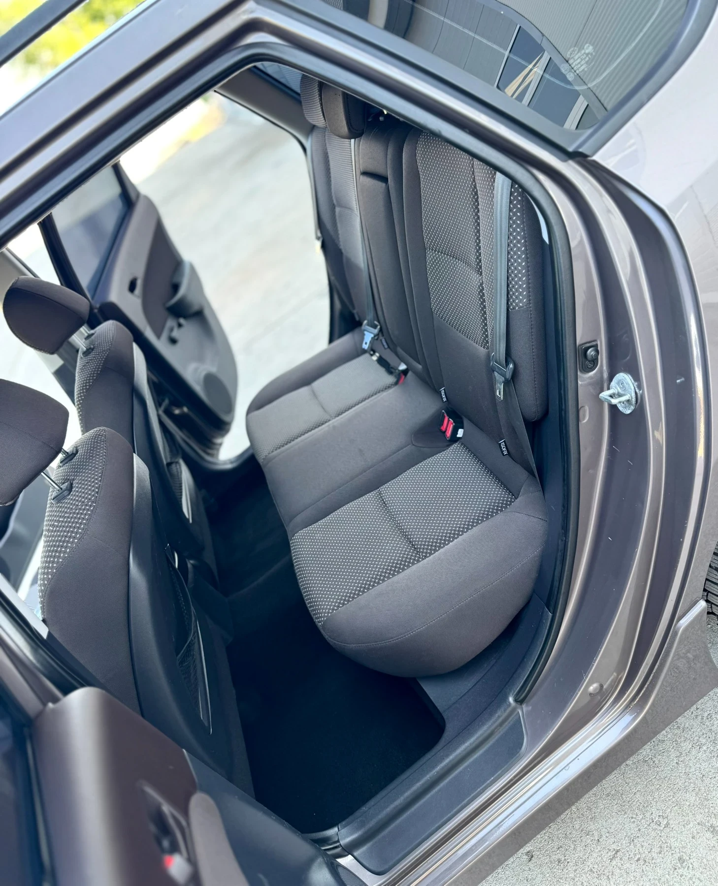 Hyundai I30 1.6CRDi, снимка 9 - Автомобили и джипове - 55849330