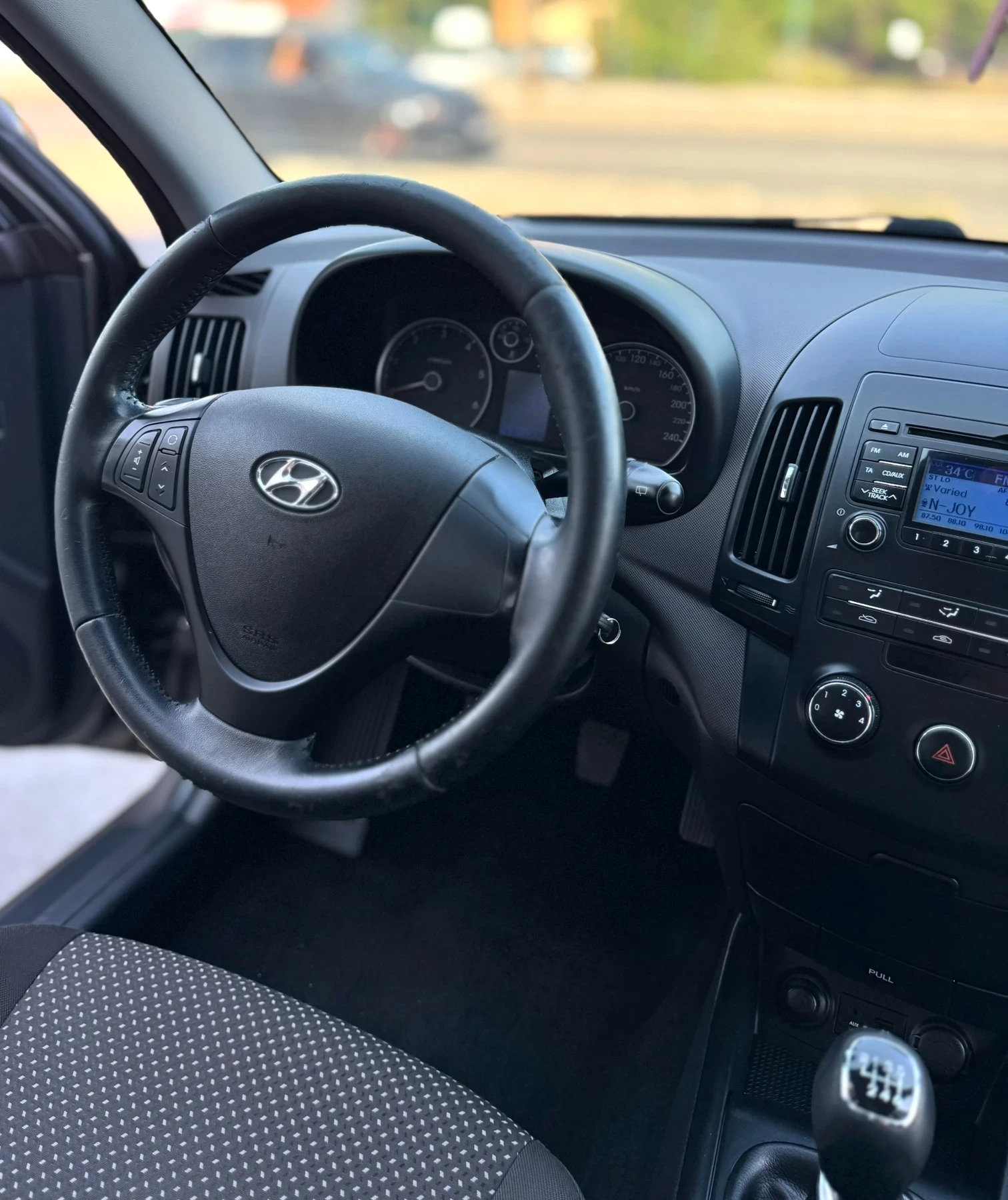 Hyundai I30 1.6CRDi, снимка 14 - Автомобили и джипове - 55849330