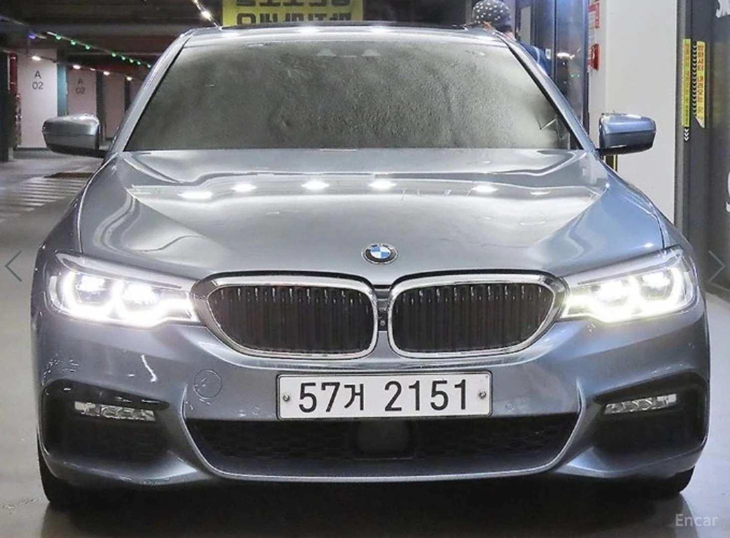 BMW 530 i - M PKG - ОБДУХВАНЕ - ПОДГРЕВИ - HEADUP, снимка 2 - Автомобили и джипове - 56311459
