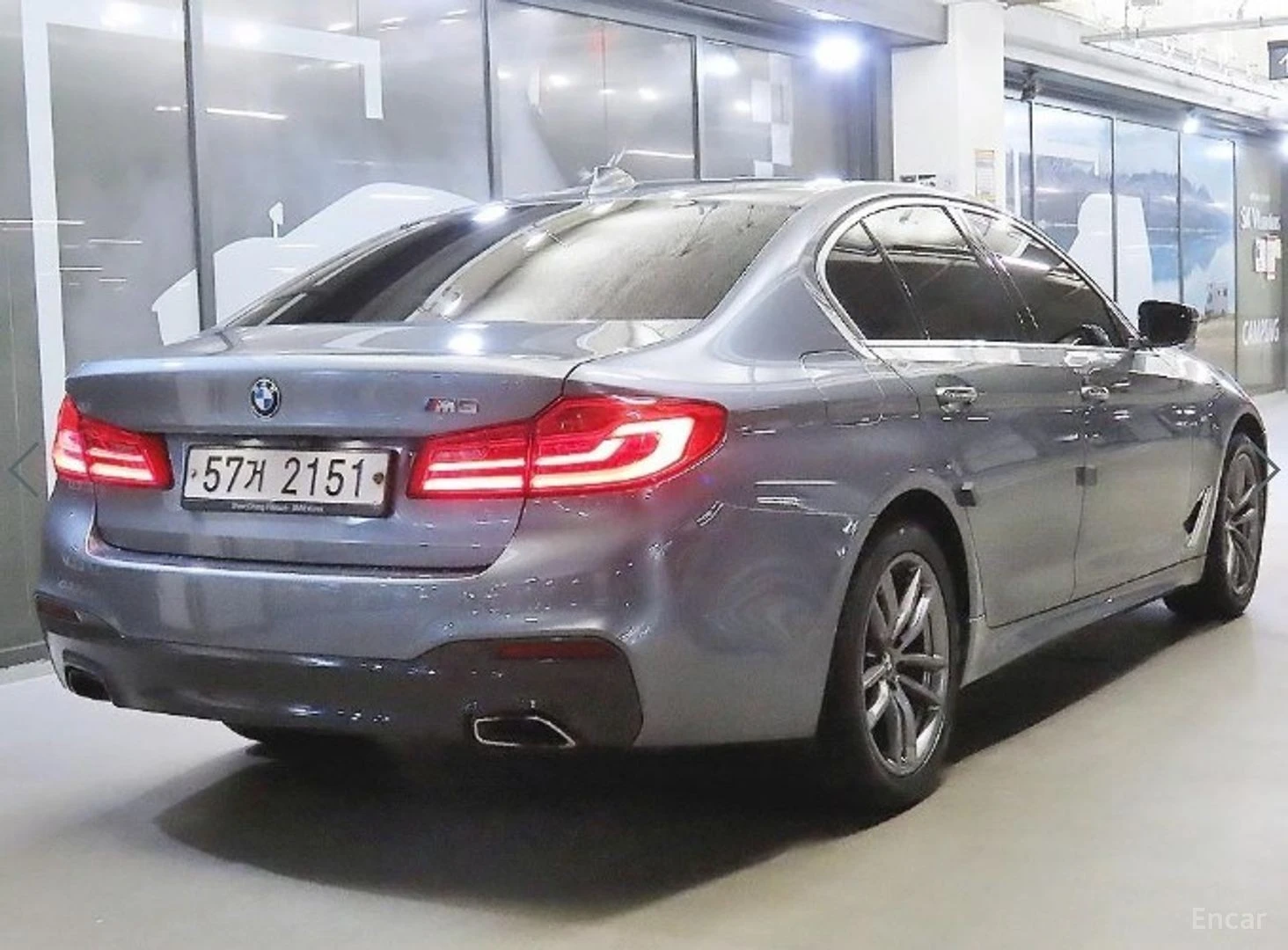 BMW 530 i - M PKG - ОБДУХВАНЕ - ПОДГРЕВИ - HEADUP, снимка 4 - Автомобили и джипове - 56311459