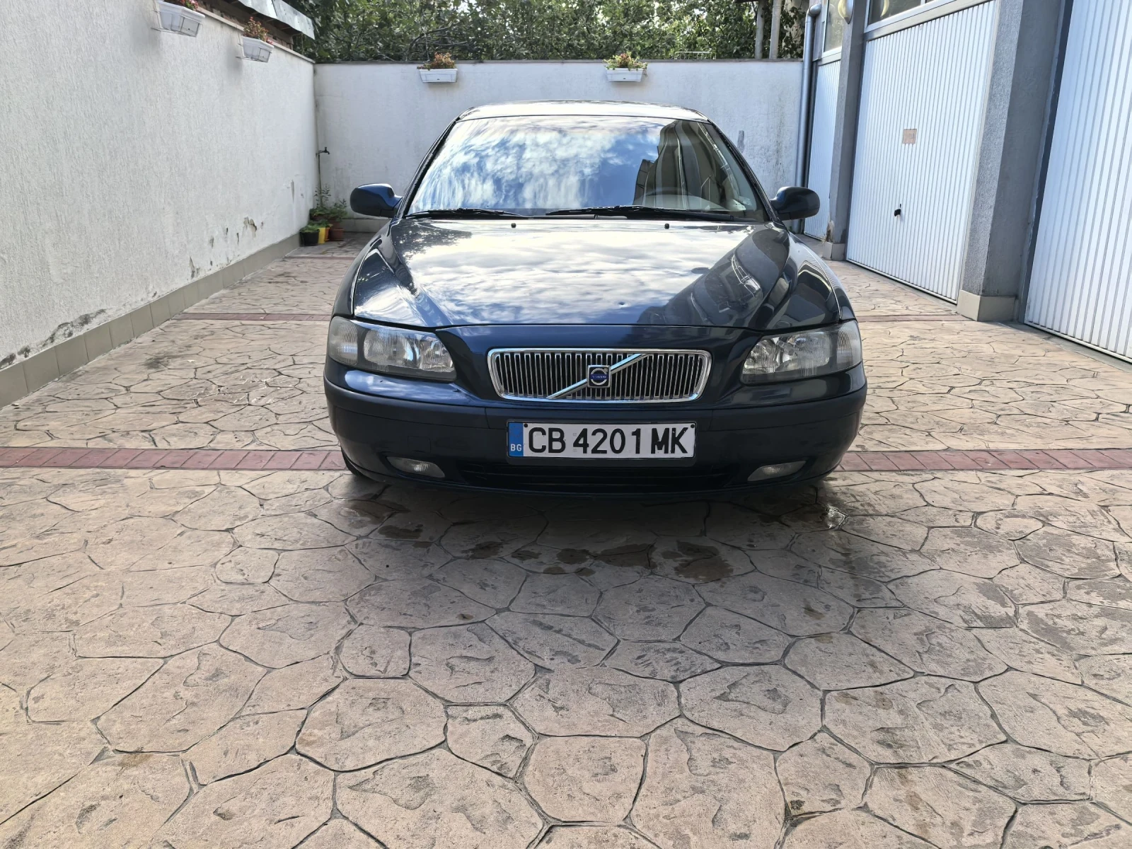 Volvo V70 2.4 Gas, снимка 2 - Автомобили и джипове - 56648586