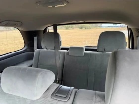 Toyota Sequoia 2019 Toyota Sequoia SR5 Sport Utility 4D, снимка 12