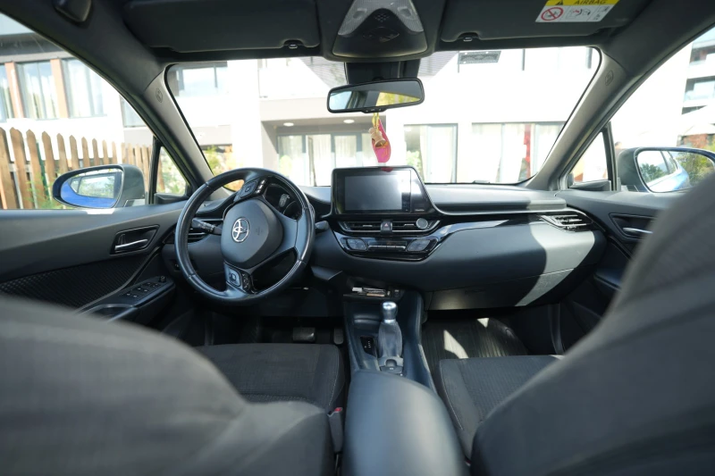 Toyota C-HR 1.2, снимка 9 - Автомобили и джипове - 47368804