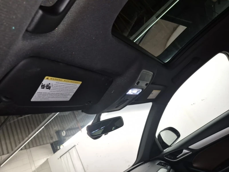 Audi Q3 * KOMFORT * CARFAX * ЦЕНА ДО БЪЛГАРИЯ, снимка 14 - Автомобили и джипове - 52695853