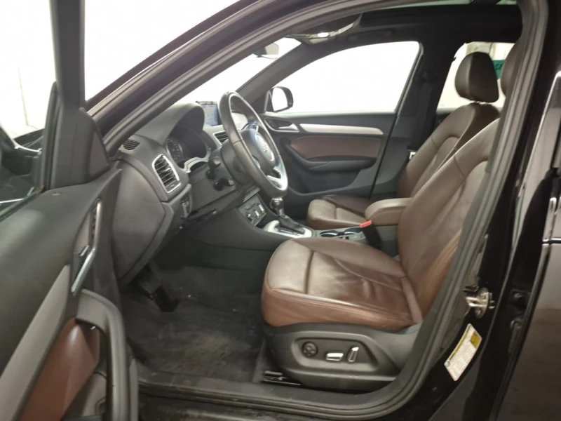 Audi Q3 * KOMFORT * CARFAX * ЦЕНА ДО БЪЛГАРИЯ, снимка 9 - Автомобили и джипове - 52695853