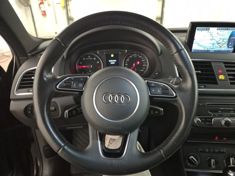 Audi Q3 * KOMFORT * CARFAX * ЦЕНА ДО БЪЛГАРИЯ, снимка 12 - Автомобили и джипове - 52695853