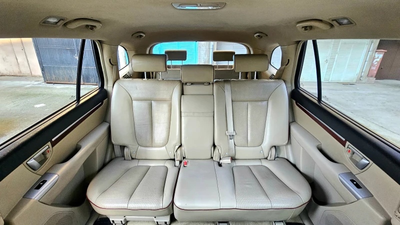 Hyundai Santa fe 2.2CRDi/4х4/7места/КОЖА/КЛИМАТРОНИК/ВСИЧКО ПЛАТЕНО, снимка 8 - Автомобили и джипове - 53142364