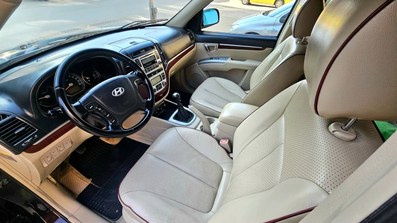 Hyundai Santa fe 2.2CRDi/4х4/7места/КОЖА/КЛИМАТРОНИК/ВСИЧКО ПЛАТЕНО, снимка 5 - Автомобили и джипове - 53142364