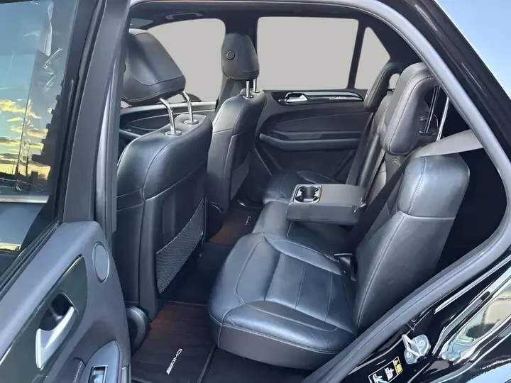 Mercedes-Benz GLE 43 AMG 4MATIC* HARMAN KARDON* PANORAMA* , снимка 14 - Автомобили и джипове - 54912988
