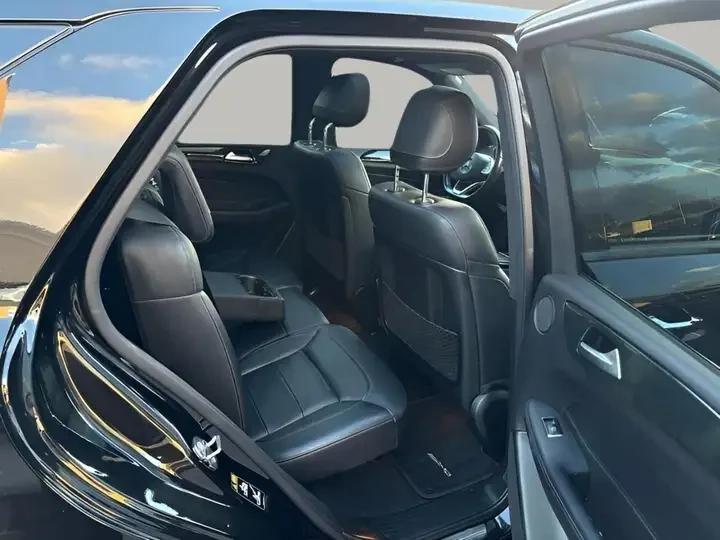 Mercedes-Benz GLE 43 AMG 4MATIC* HARMAN KARDON* PANORAMA* , снимка 15 - Автомобили и джипове - 54912988