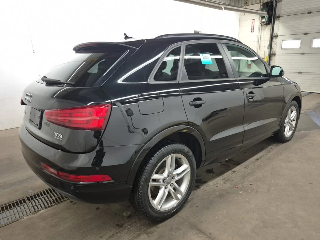 Audi Q3 * KOMFORT * CARFAX * ЦЕНА ДО БЪЛГАРИЯ - изображение 3